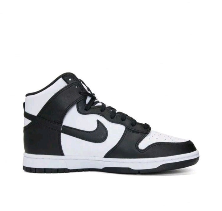 Nike Dunk Hi Retro Retro Sneakers